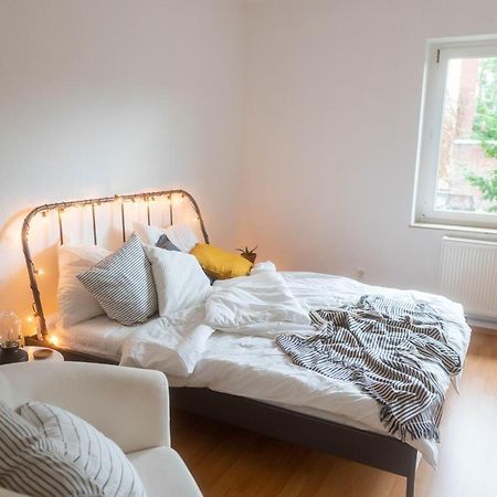 Grosse 3 Zimmer Wohnung Mit Netflix In Zentraler Lage Érfurt Exterior foto